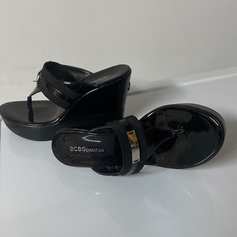 BCBG wedge shoes